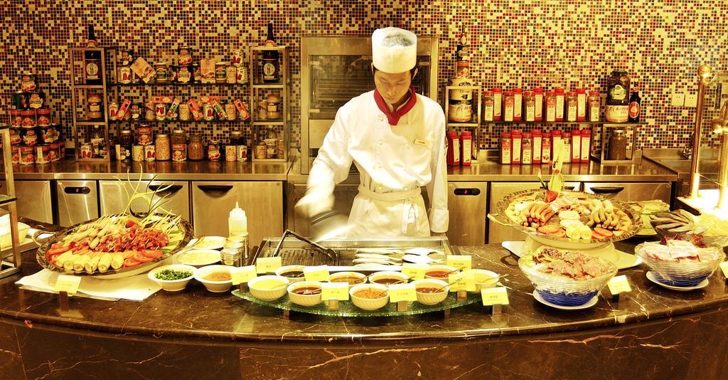 Merryland Traders Hotel Changshu Экстерьер фото