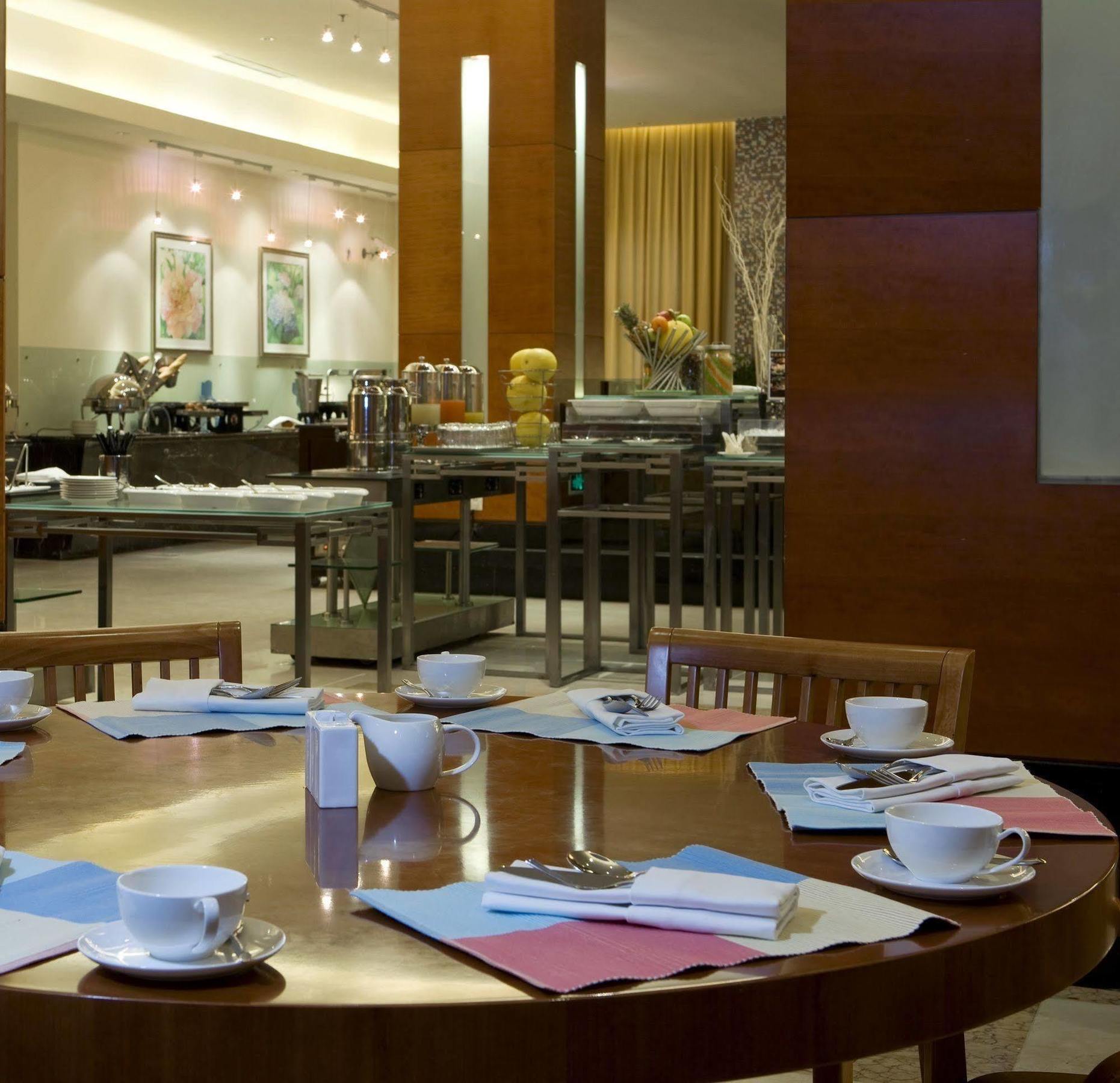 Merryland Traders Hotel Changshu Экстерьер фото